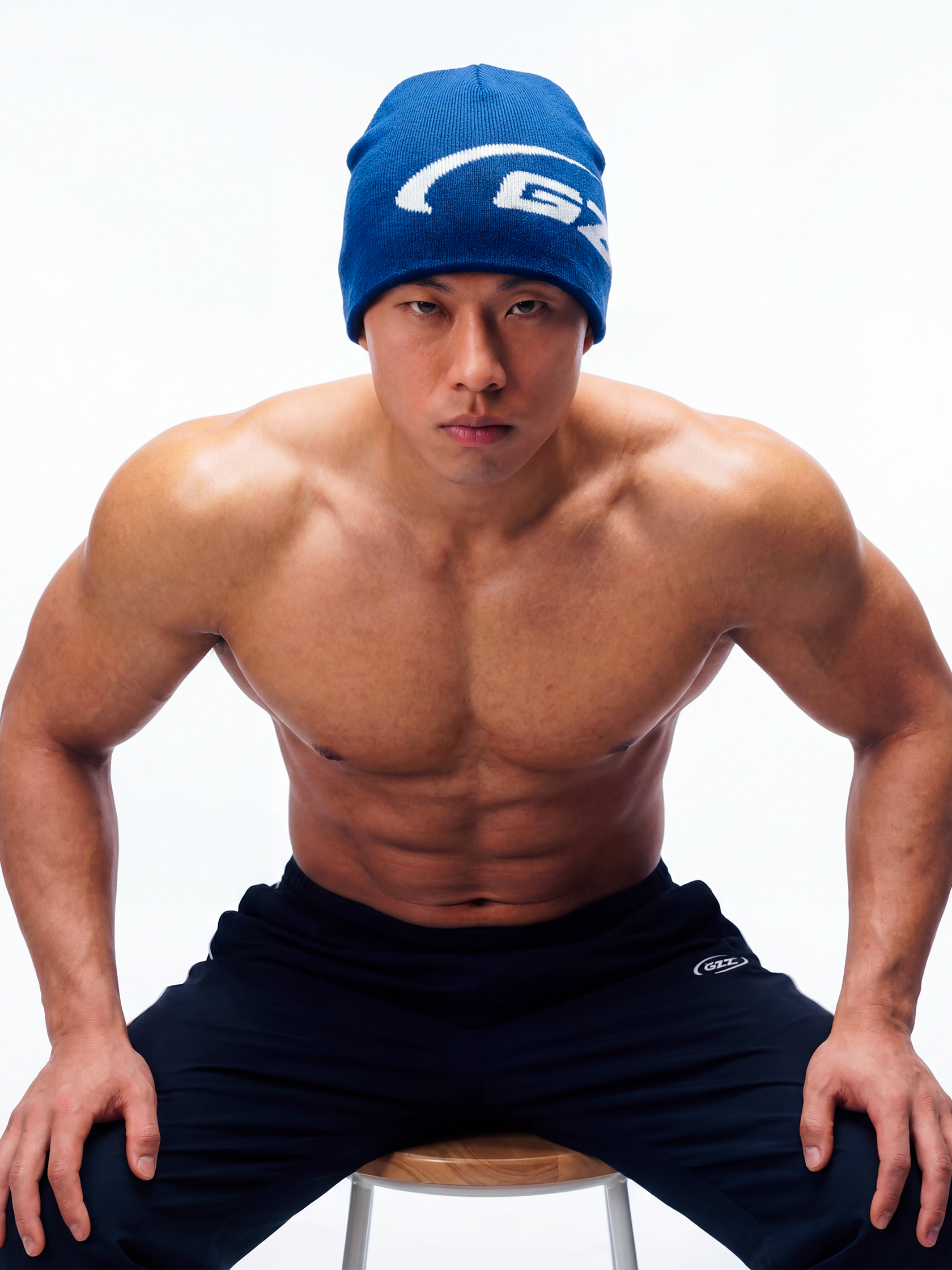 ULTRA BEANIE - ULTRA BLUE