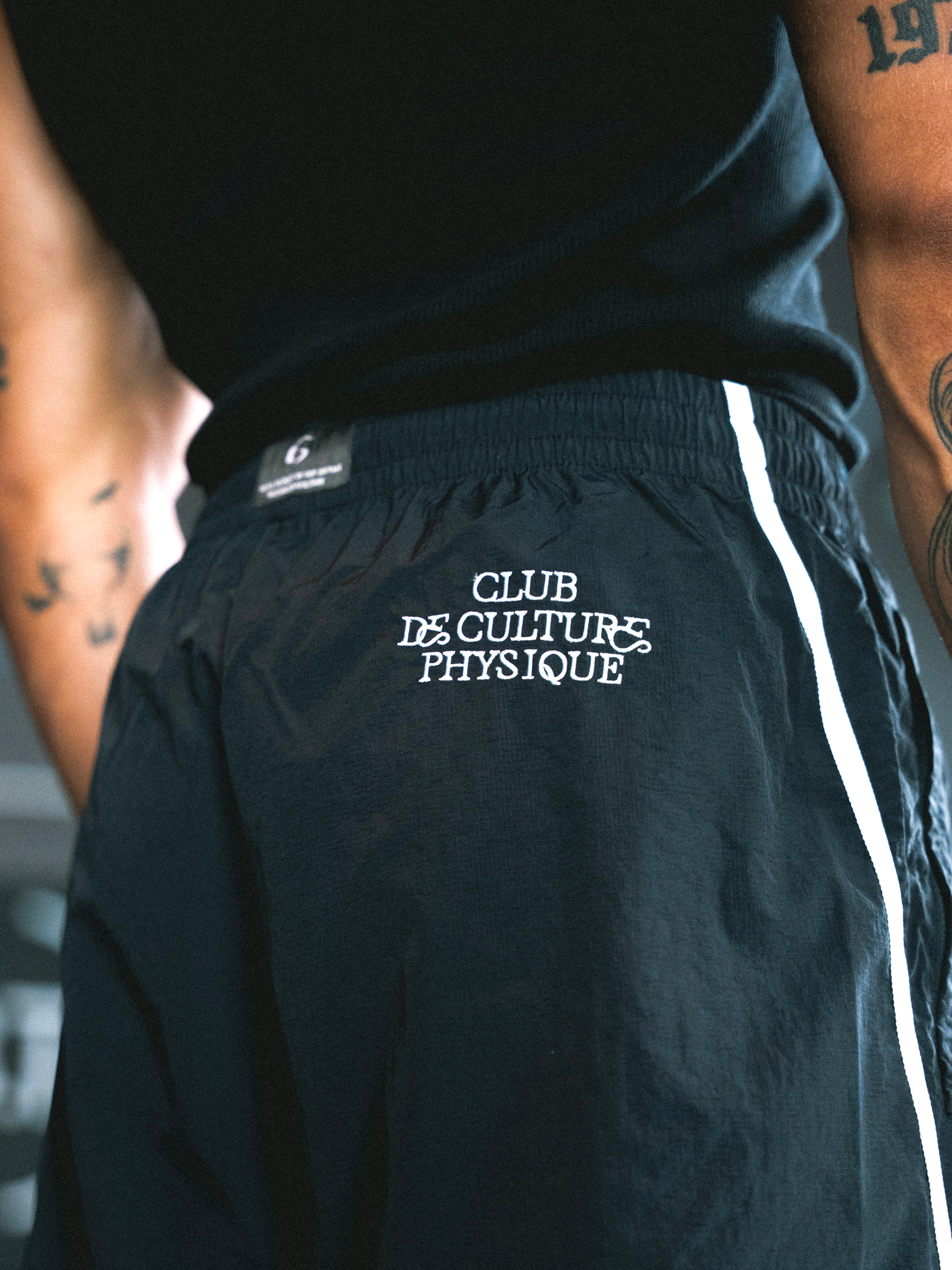 VERSATILE JOGGER - BLACK