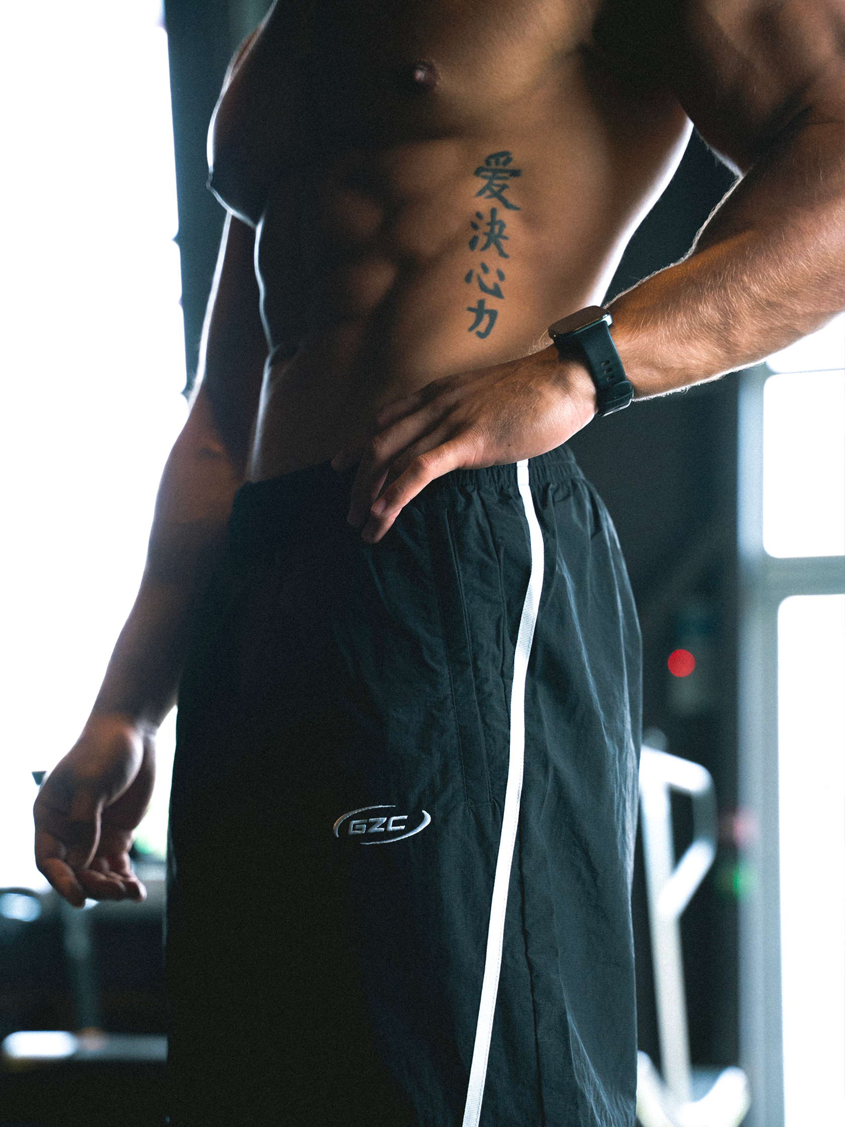 VERSATILE JOGGER - BLACK